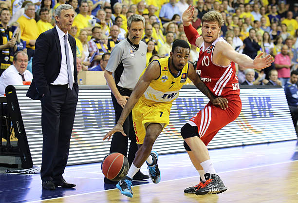 情与荣耀 情与荣耀